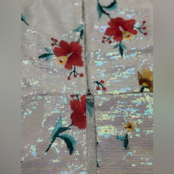 Endless Rose Sequin Embroidered Floral Peplum Tank Top Sleeveless Blouse Small - Picture 11 of 11